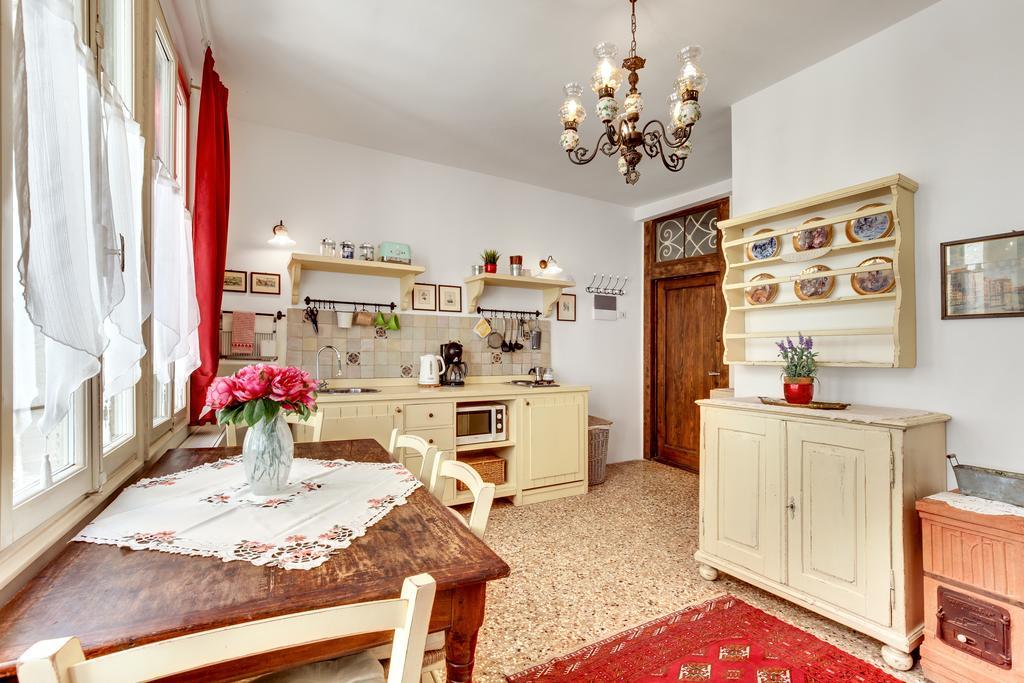 Ca' Badoer Frari Apartment Venice Luaran gambar