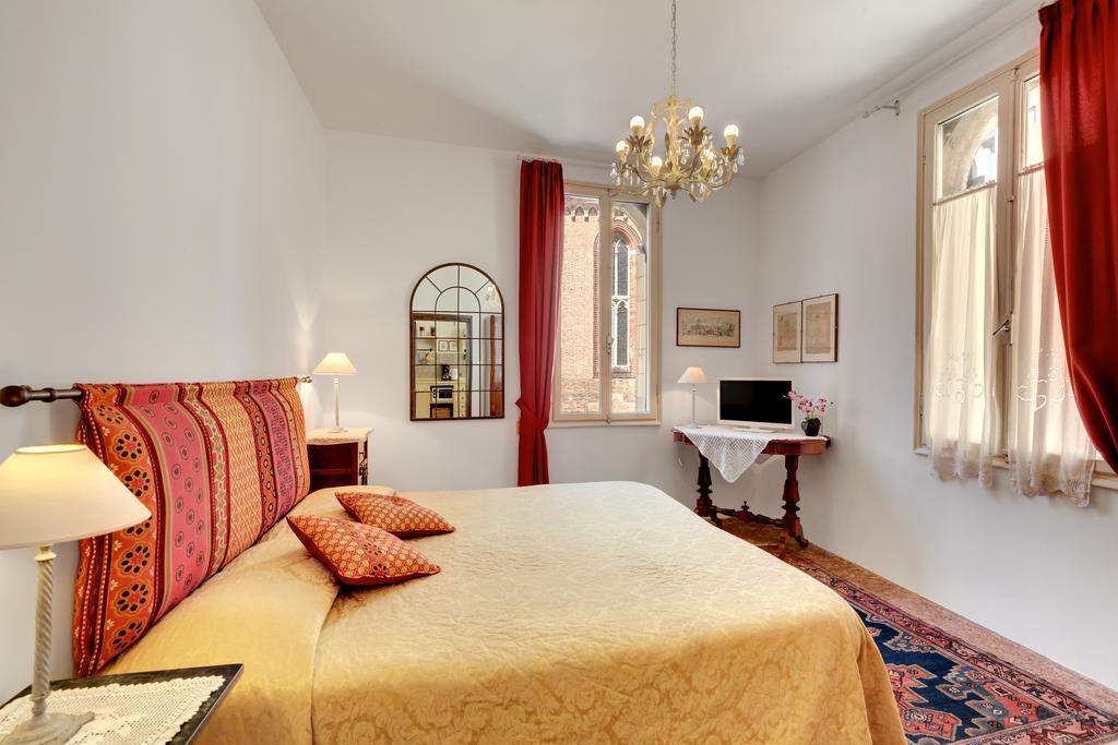 Ca' Badoer Frari Apartment Venice Luaran gambar