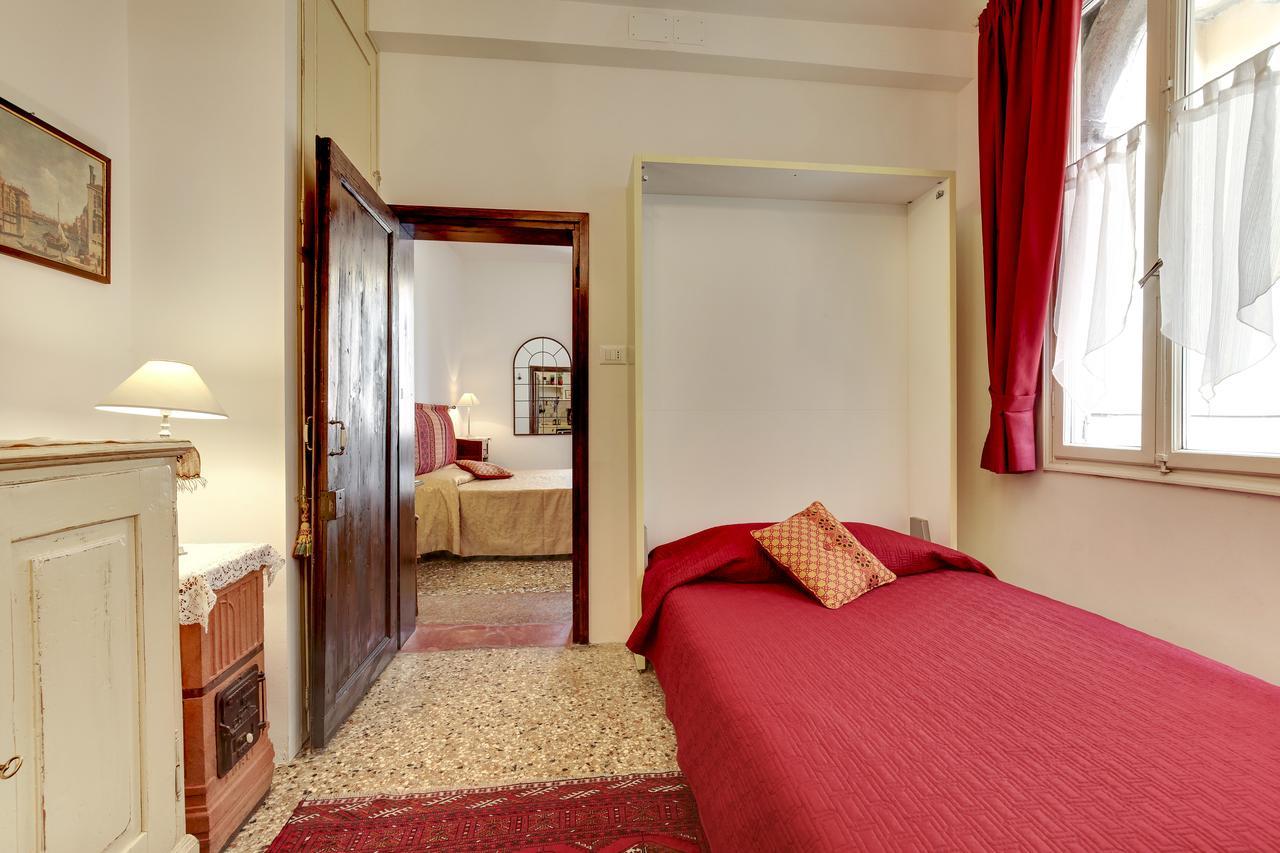 Ca' Badoer Frari Apartment Venice Luaran gambar
